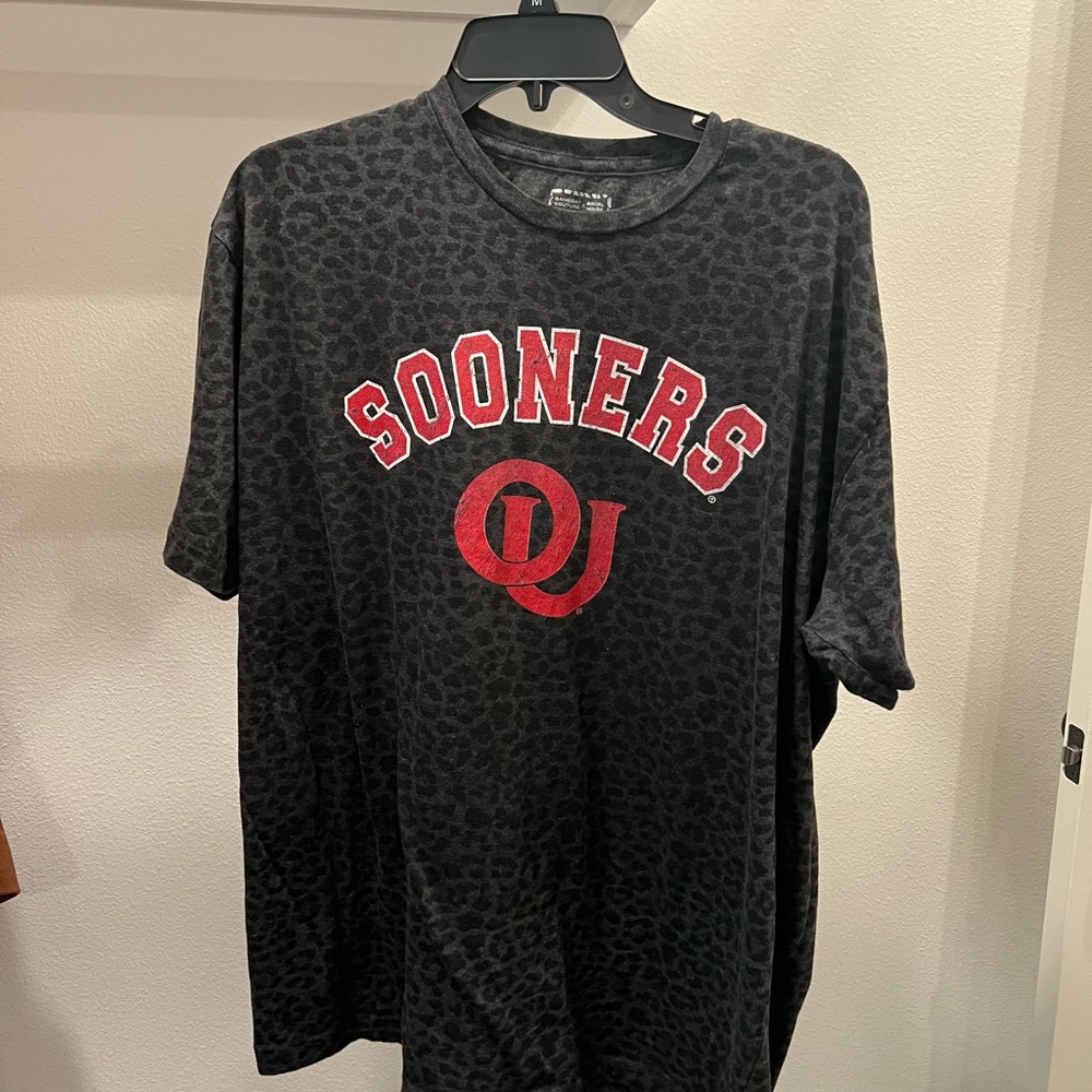Sooners Graphic Women's Black Short Sleeve Tee